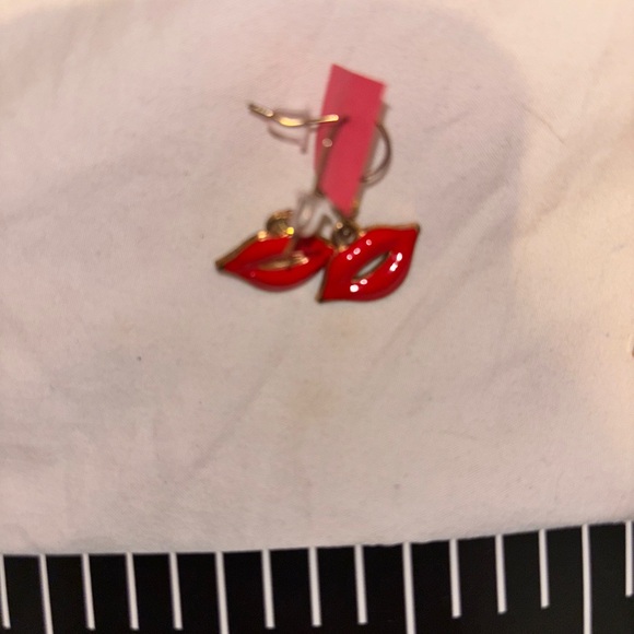 Neiman Marcus Red Lip Earrings - Picture 2 of 3